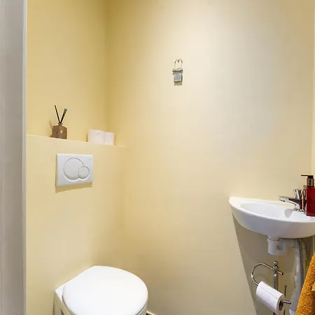 Apartment In Near Centre *